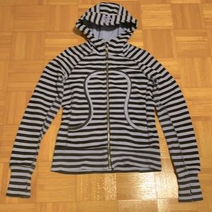 Lululemon women’s hoodie size 6 “Namaste/ OM”